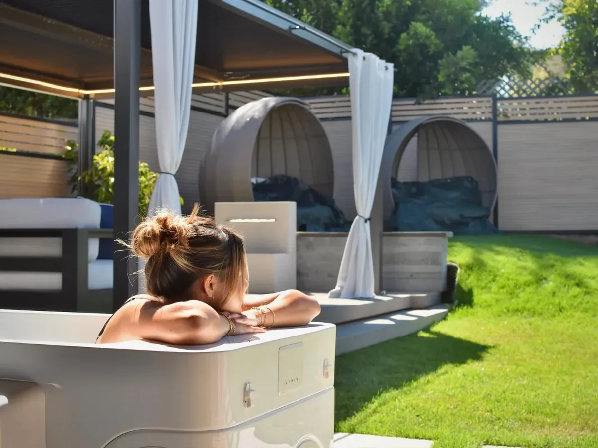 Outdoor cold plunge at Bluprint Wellness